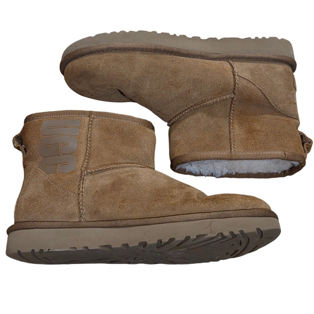 UGG Womens Classic Mini Rubber Logo Chestnut Suede Boots Shearling Cozy Warm 8